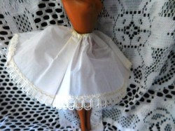 WHITE NYLON SLIP VIEW